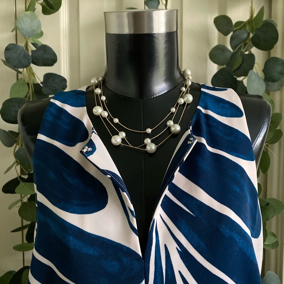 A-Line Dress with a Bit of Flair - Picture 4 of 6